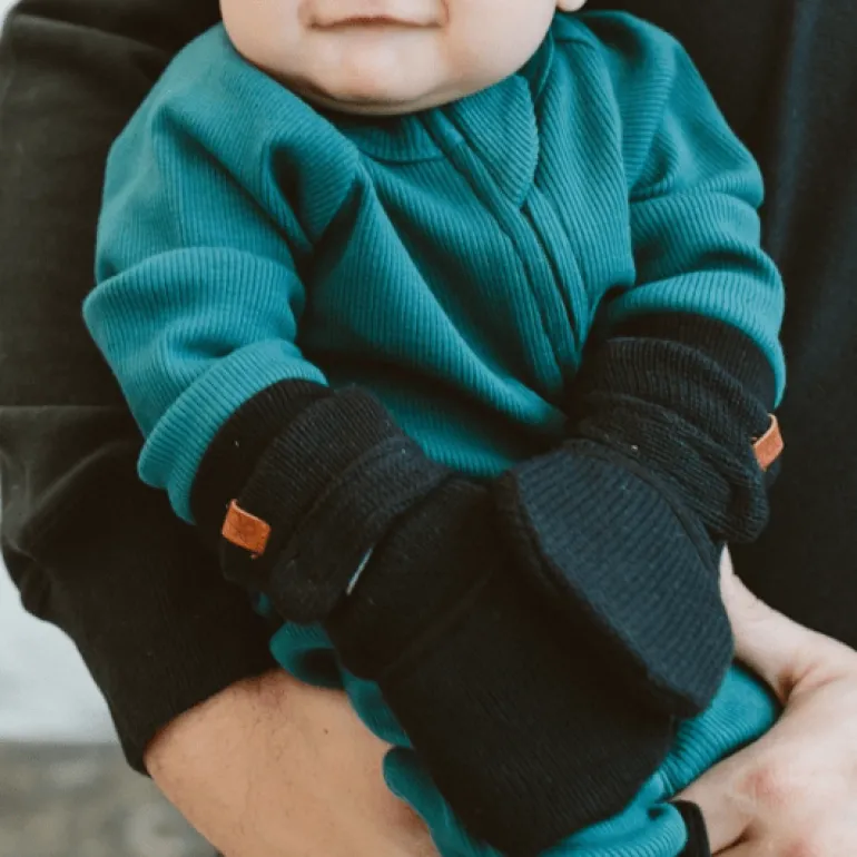 Goumi Cotton Knit Baby Stay-on Mitts