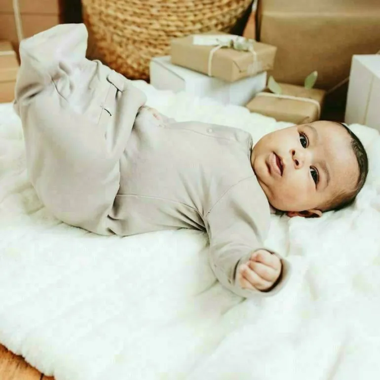 Goumi Gowns 0-3M