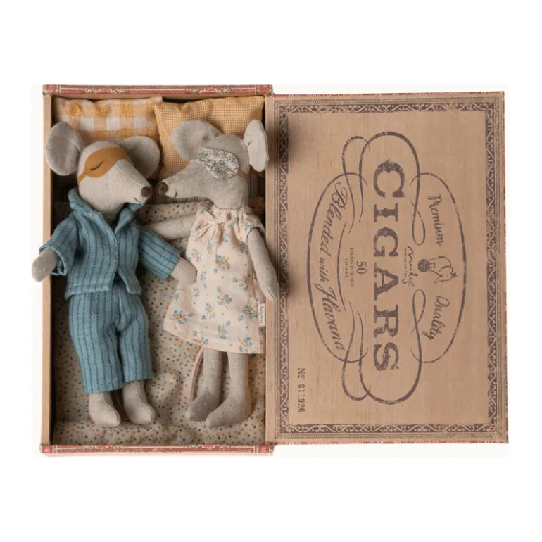 Maileg Mum & Dad In Cigar Box-2023
