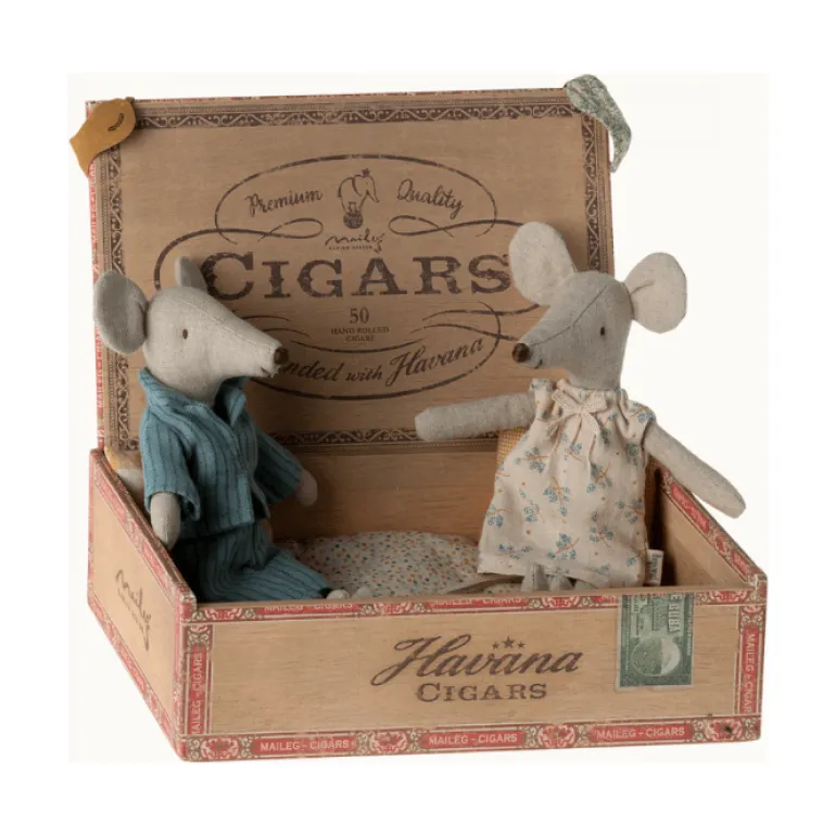 Maileg Mum & Dad In Cigar Box-2023