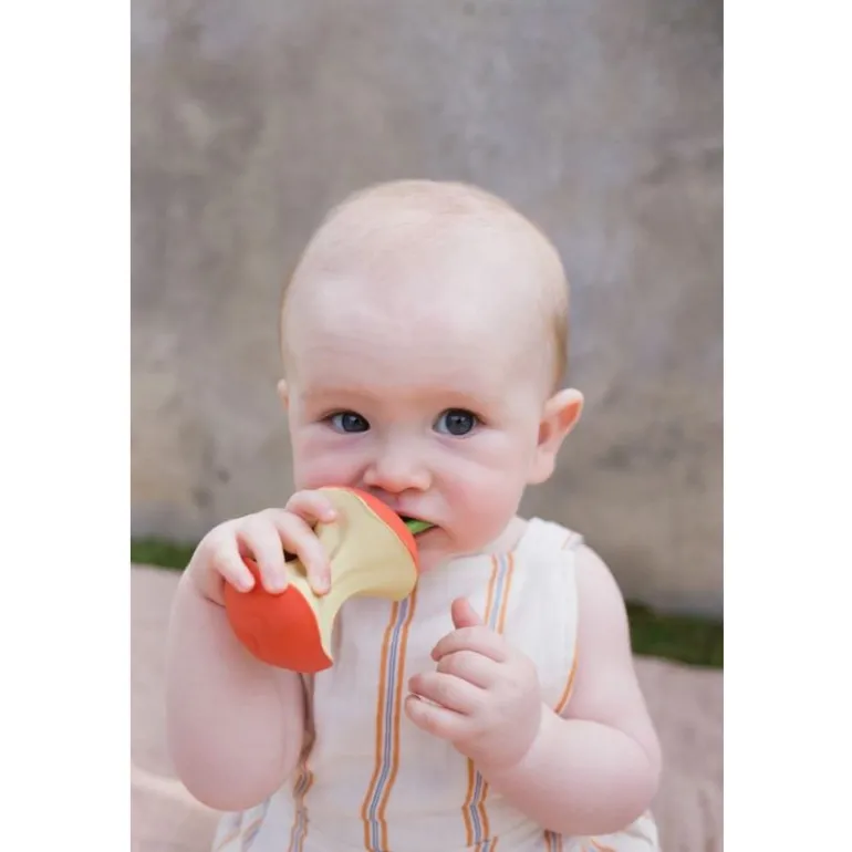 Oli & Carol Pepa the Apple