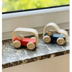 Plan Toys-Vroom Bus