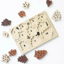 Wee Gallery Wooden Tray Puzzle - Count to 10 Leaves
